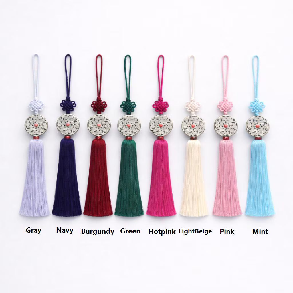 K-pop Norigae Pendant – Silver Ornament Charm